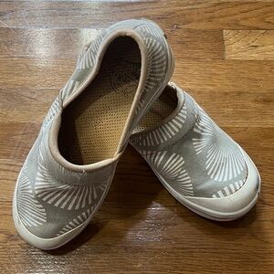 Dansko Taupe and White Patterned Loafers